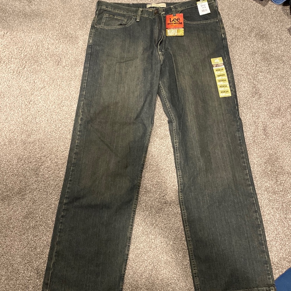 Lee Mens relaxed straight leg jeans 40x34 new